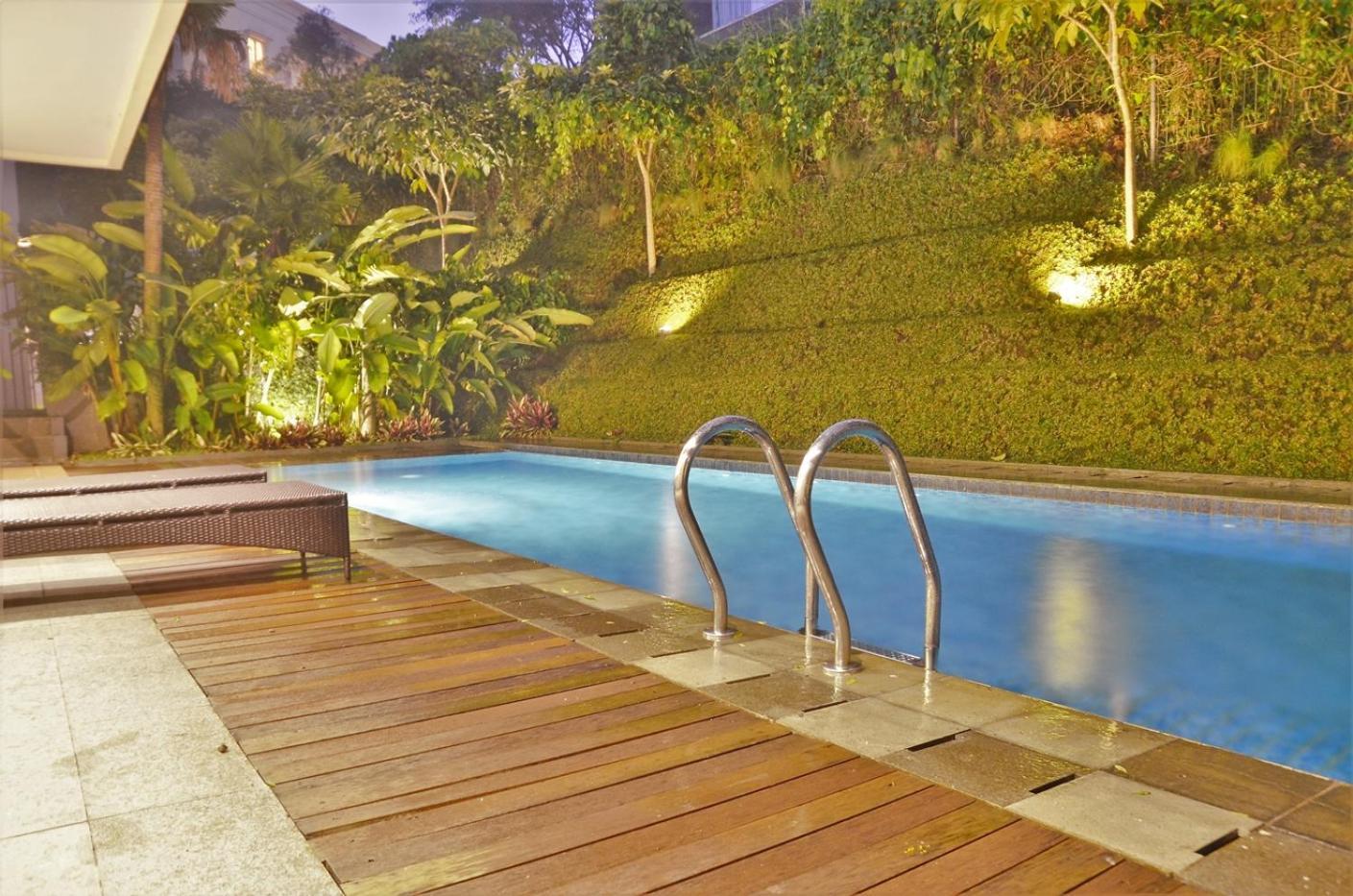 Oyama City View Villa 4 Bedrooms With A Private Swimming Pool Бандунг Экстерьер фото