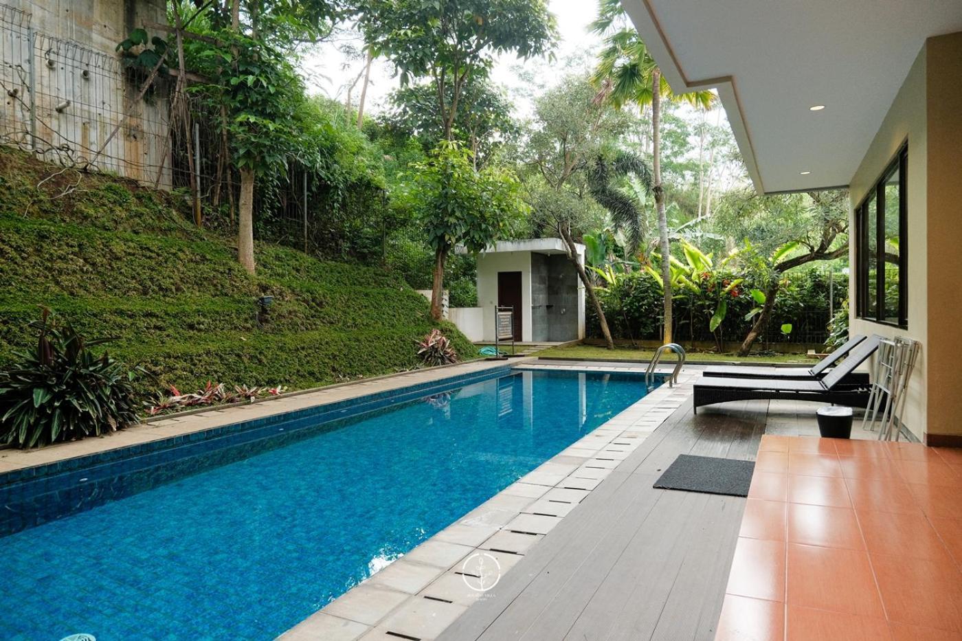 Oyama City View Villa 4 Bedrooms With A Private Swimming Pool Бандунг Экстерьер фото