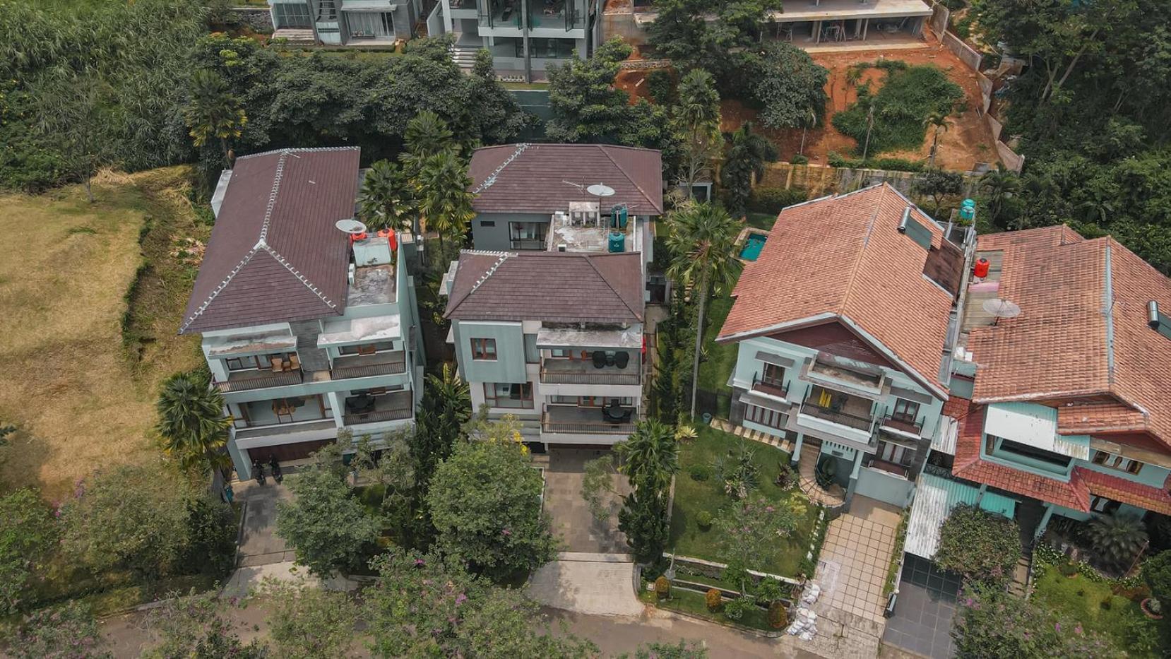 Oyama City View Villa 4 Bedrooms With A Private Swimming Pool Бандунг Экстерьер фото